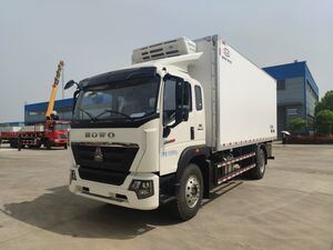 Sinotruk 20t Refrigerated Truck for Fresh Seafood Delivery