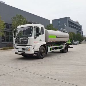Dongfeng Heavy Special Water Tanker Truck 4X2 Spray Water Tank for Export