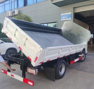 Inventory 4X2 Isuzu Small Dump Truck Can Be Overturned and Self Dumped, Directly Supplied by The Factory