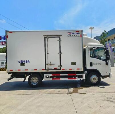 Isuzu 4X2 Refrigerated Truck for Insulated Vehicle  Food Transportation