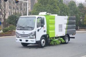 High-Performance 6t 4X2 Road Sweeper Truck for Efficient Cleaning