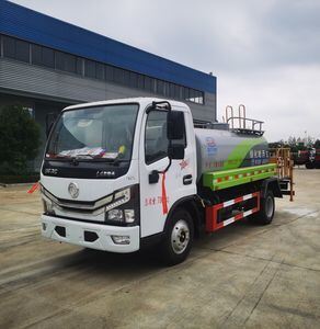 Dongfeng 10t 4X2 Sprinkler Truck for Industrial Water of Export