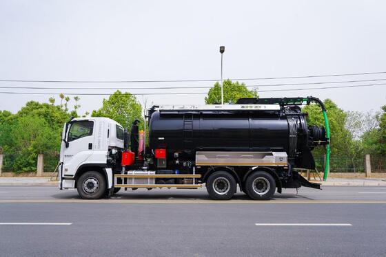 ISUZU 6X4 Septic Tank Suction Truck 22000 Liters 371HP Vacuum Sewage Truck for Efficient Waste Management