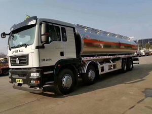 Sinotruk HOWO 20 Cbm Heavy Duty Fuel Delivery Truck