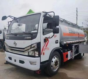 Dongfeng 8000L LHD Fuel Transporter for Diesel Oil