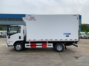 Isuzu Refrigerated Delivery Truck for Long-Distance Fresh Food Transport