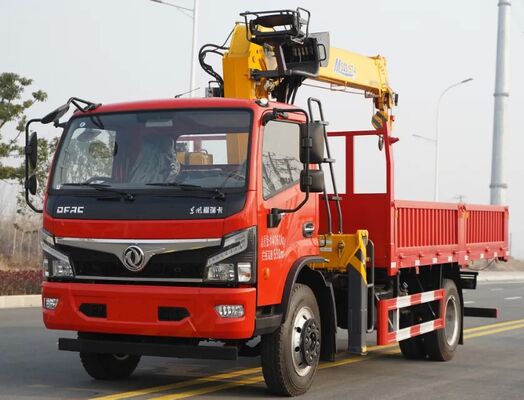 Dongfeng 4X2 Hydraulic Lifting Truck with 7 ton Capacity