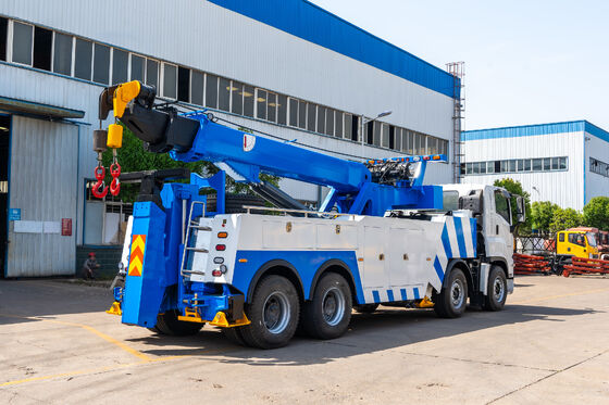 ISUZU 8x4 Drive 30 Ton Heavy Duty Wrecker Tow Truck with 380HP Engine